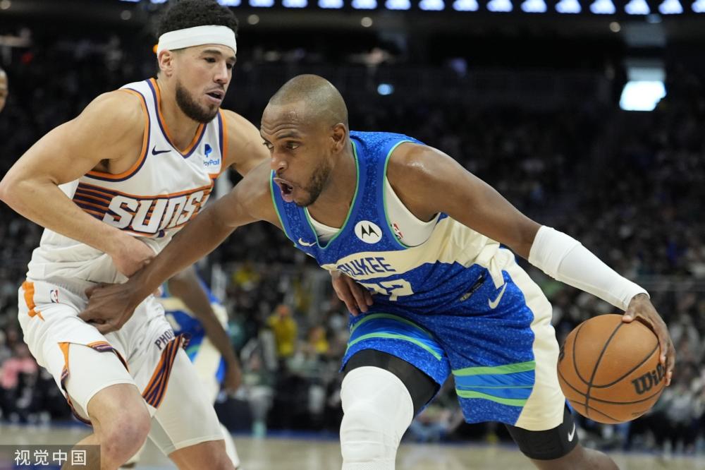 场上坚持不 场上坚持不