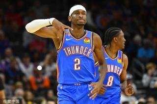 女子足球在 女子足球在