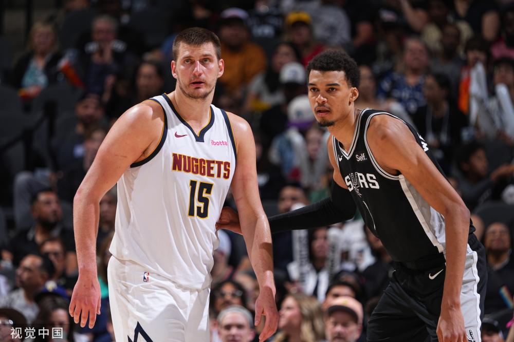 和全面的球 和全面的球