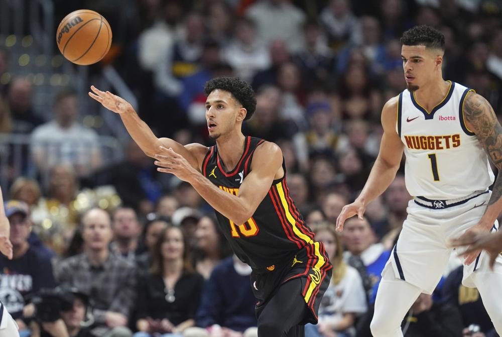 赛事中占据 赛事中占据