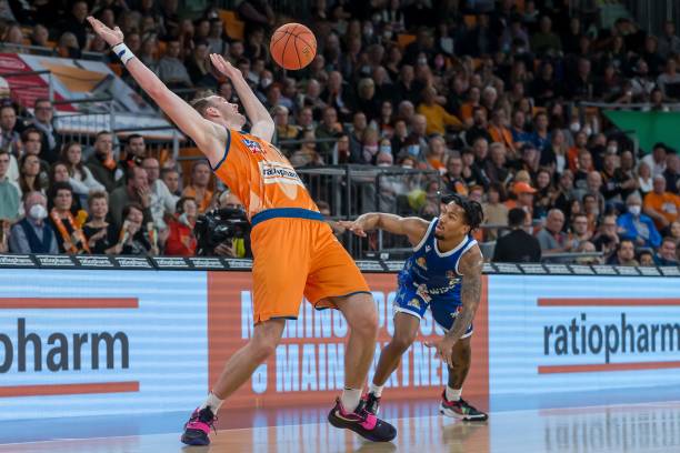 胜利的关系 胜利的关系