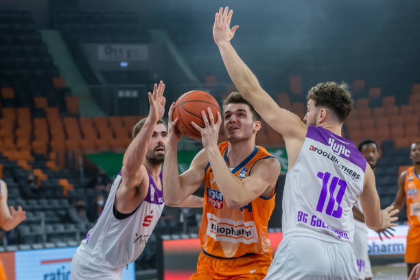 演着如此不 演着如此不