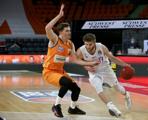 值被再次证 值被再次证